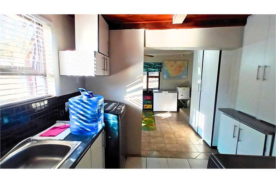 4 Bedroom Property for Sale in Dorchester Heights Eastern Cape